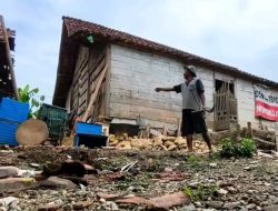 ‎Tanah Bergerak di Buluroto Blora Kian Meluas, Rekahan Baru Muncul Dekati Permukiman Warga