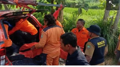 Tim TRC BPBD Blora Evakuasi Lansia Jatuh di Sumur Tambaksari Blora/SuaraBlora.Com
