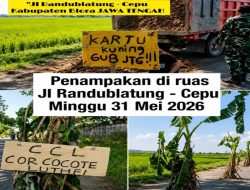 Warga Tanami Pohon Pisang di Jalan Rusak Randublatung–Cepu, Sindir Keras Pemerintah yang Dinilai Abai